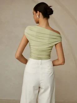 COMMENSE Asymmetrical Neck Sleeveless T-Shirt* T-shirts|Tops