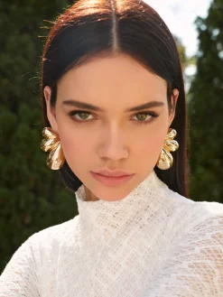 COMMENSE Butterfly en Wing Stud Earrings* Accessories