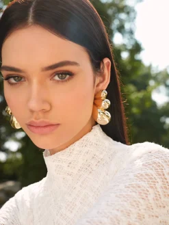 COMMENSE Butterfly en Wing Stud Earrings* Accessories