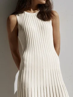 COMMENSE Camille Knit Pleat Maxi Dress* White Dresses|Sweater Dresses