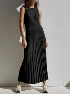 COMMENSE Camille Knit Pleat Maxi Dress* White Dresses|Sweater Dresses