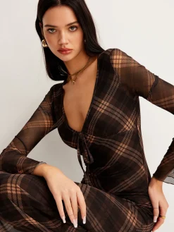 COMMENSE Checked Bell-Sleeve Mesh Dress* Casual Dresses|Cocktail & Party Dresses