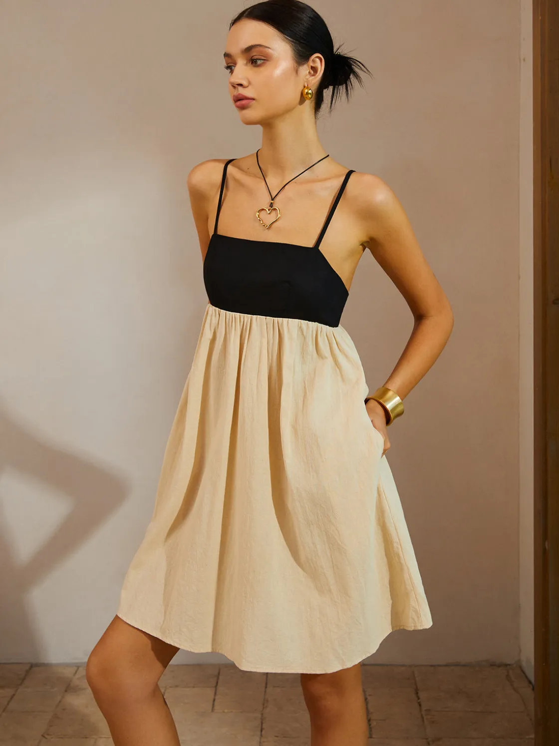 COMMENSE Color Block Backless Spaghetti Strap Short Dress* Casual Dresses|Vacation Dresses
