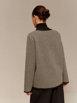 COMMENSE Contrast Binding Button Short Coat* Sweater Tops|Outerwear