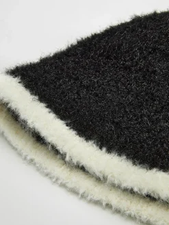 COMMENSE Contrast Trim Plush Bucket Hat* Hair Claws & Hats|Accessories