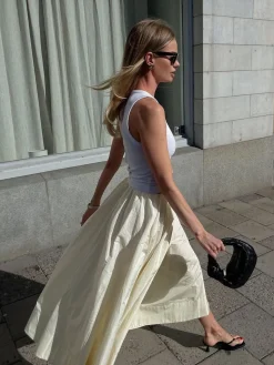 COMMENSE Creamy Leisure Midi Skirt* Skirts|Bottoms
