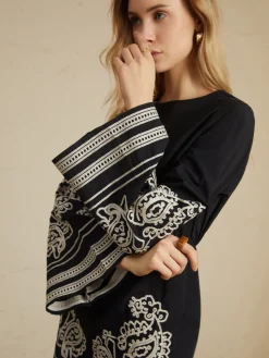 COMMENSE Delicate Embroidery Bell Sleeve Short Dress* Black Dresses|Casual Dresses