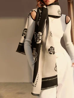 COMMENSE Double-Sided Camellia Tassel Scarf* Accessories