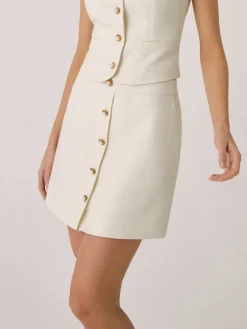 COMMENSE Elegant Pearl Buckle Mini Skirt* Skirts|Matching Sets