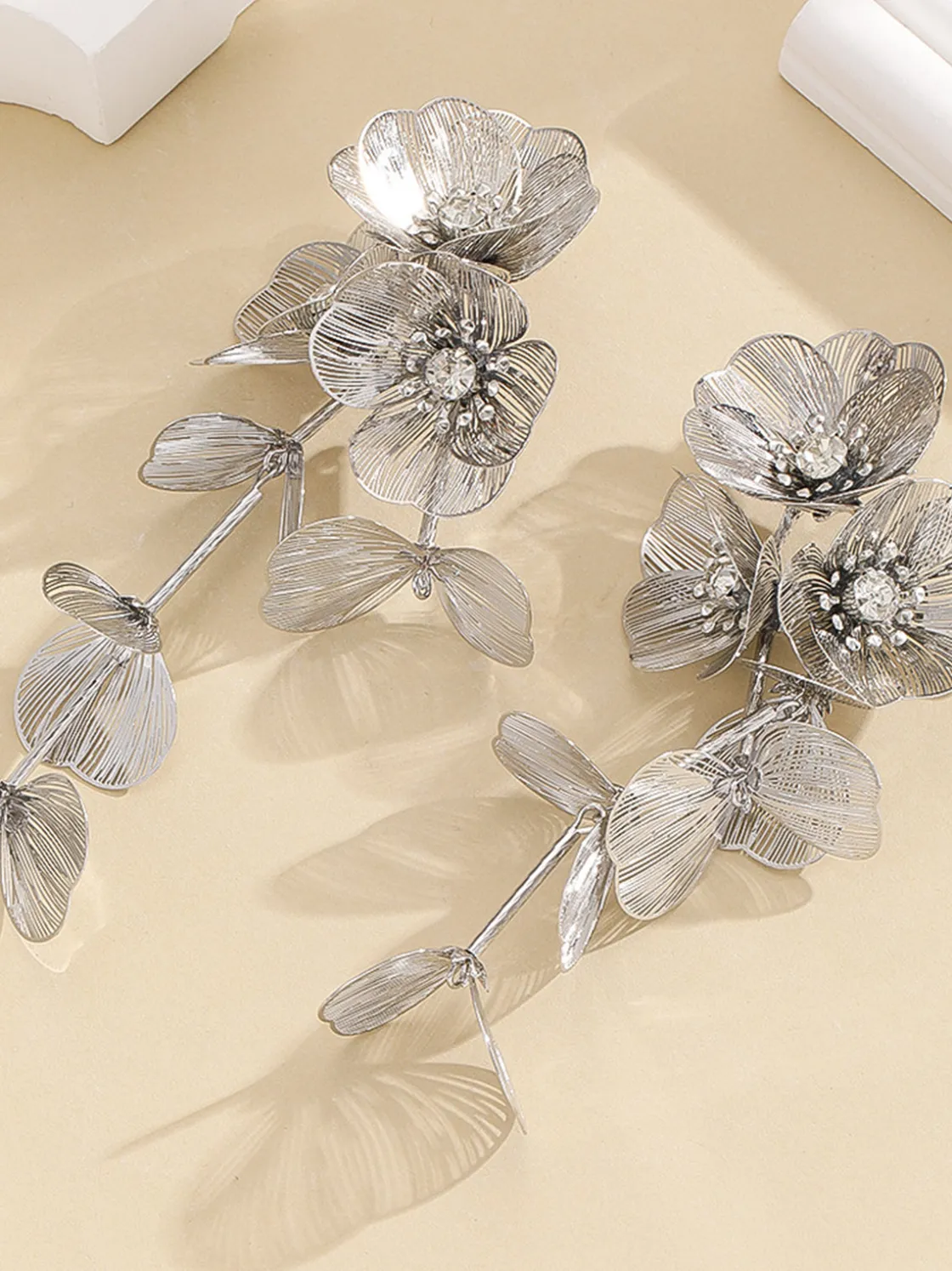 COMMENSE Floral Decor Fringed Earrings* Earrings|Accessories