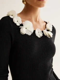 COMMENSE Floral Decor Pleated Sweater Dress* Black Dresses|Sweater Dresses