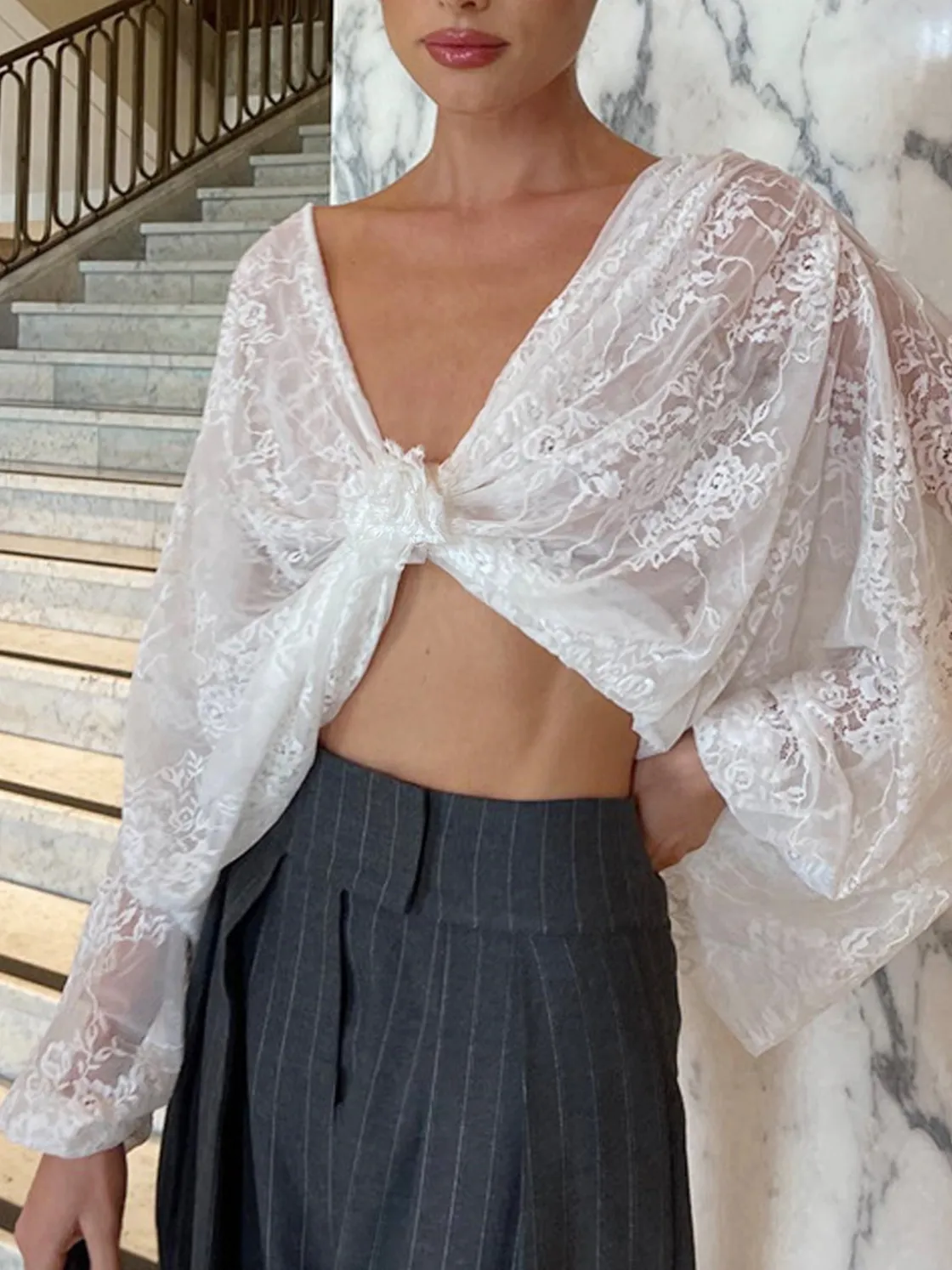 COMMENSE Floral Decor Twisted Lace Semi-sheer Blouse* Blouses & Shirts|Tops