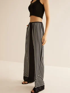 COMMENSE Geometric Pinstripe Satin Pants* Pants|Matching Sets