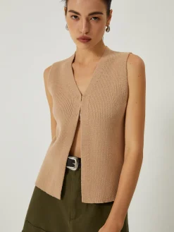 COMMENSE Main Character Rib Sweater Vest* Sweater Vests|Sweaters & Cardigans