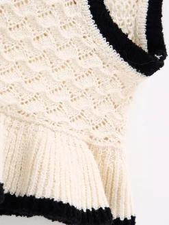 COMMENSE Maze Crochet Eyelet Flounce Tank Top* Sweater Vests|Sweaters & Cardigans