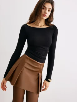 COMMENSE Metal-Detail Backless Jersey Top* T-shirts