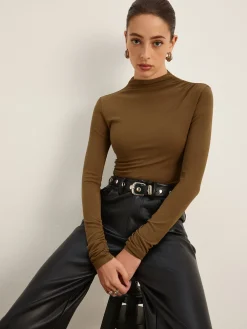 COMMENSE Mock Neck Asymmetical Pleated Top* T-shirts
