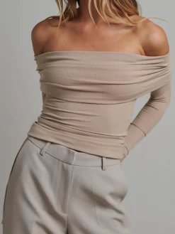COMMENSE Off Shoulder Overfold Long Sleeve Crop Shirt* Crop Tops|T-shirts