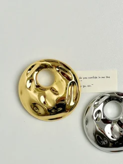 COMMENSE Potholes Hollow Hoop Brooch* Accessories