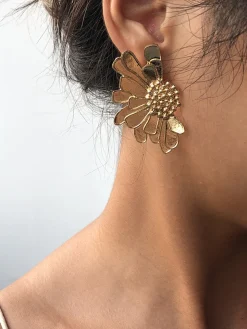 COMMENSE Retro Alloy Flower Earrings* Earrings|Accessories