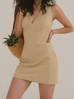 COMMENSE Snug V-Neck Sleeveless Short Dress* Black Dresses|Casual Dresses