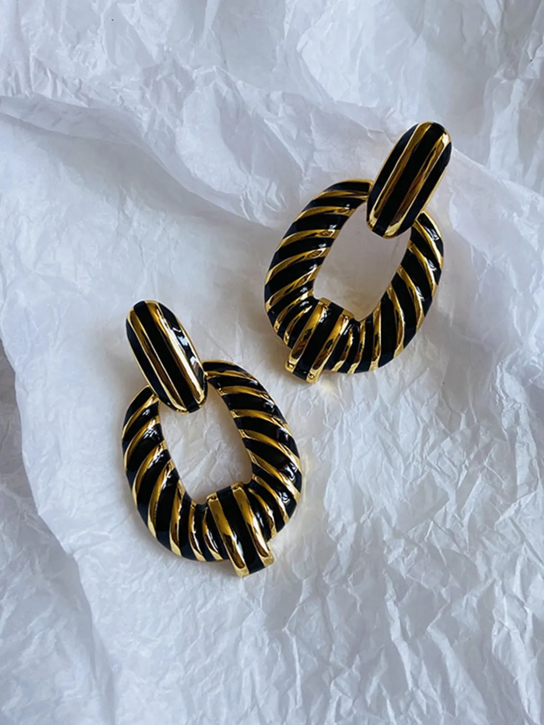 COMMENSE Vintage Croissant Twist Hoop Earrings* Earrings|Accessories
