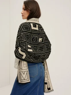 COMMENSE Vintage Two Tone  Letters Scarf* Accessories