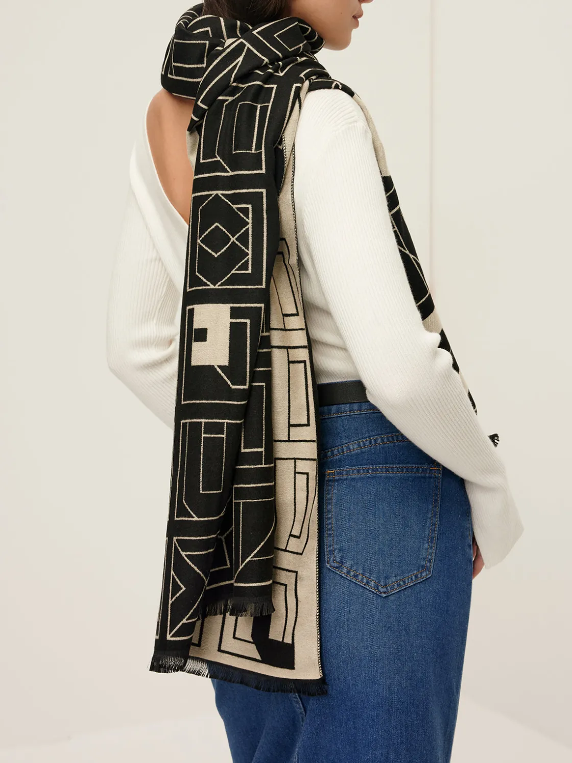 COMMENSE Vintage Two Tone  Letters Scarf* Accessories