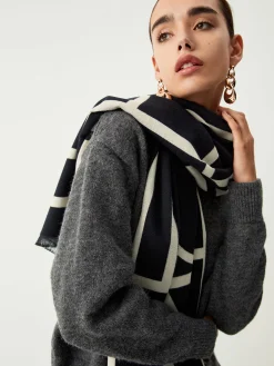 COMMENSE Wool Blend Geometric Pattern Scarf* Accessories